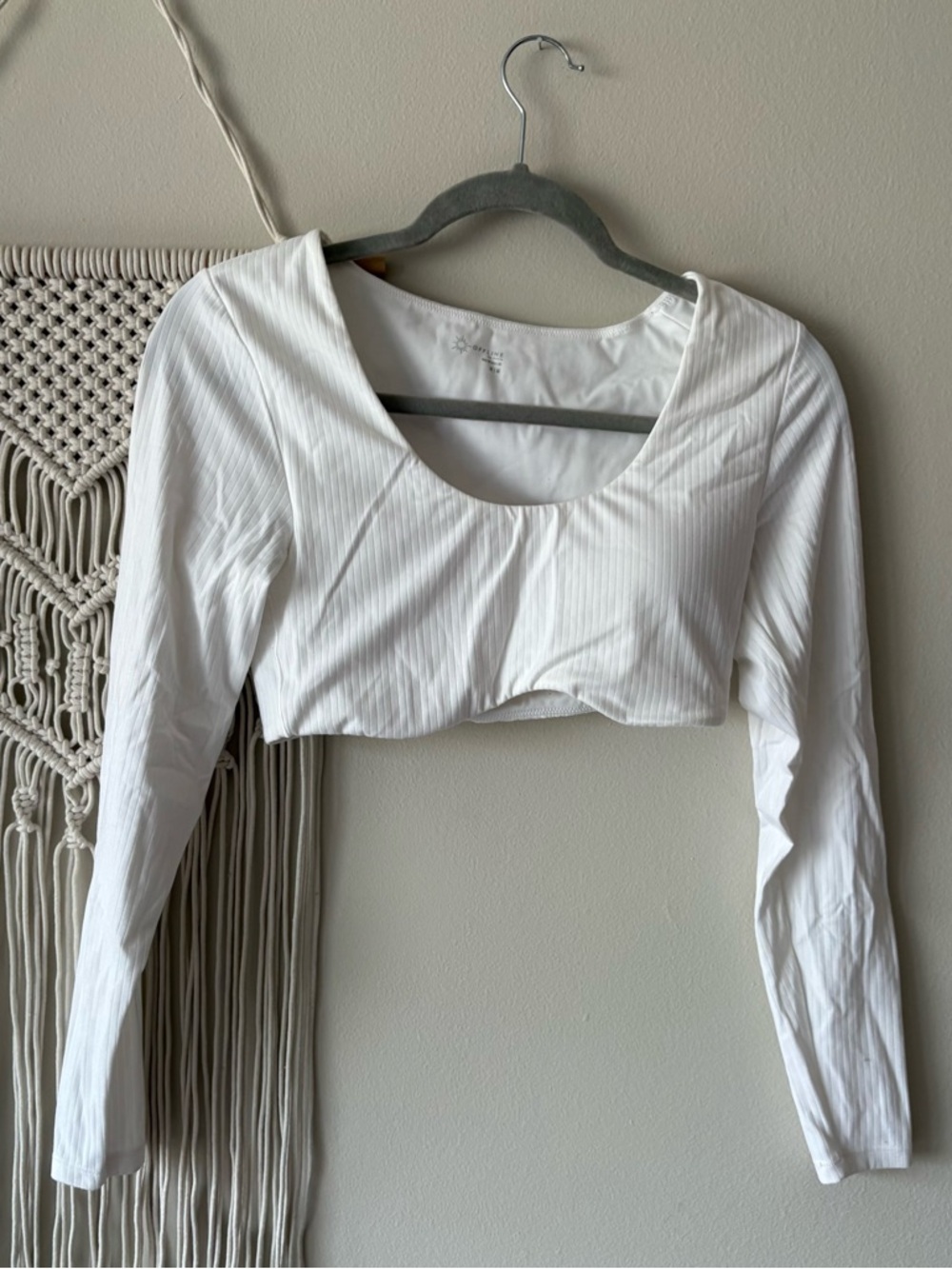 aerie White Ribbed Scoop Neck Long Sleeve Crop Top